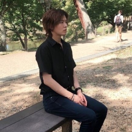 nctdoong's tweet photo. yuta                                      yuta
nakaupo                              nakahubad https://t.co/zyxvigWA3h