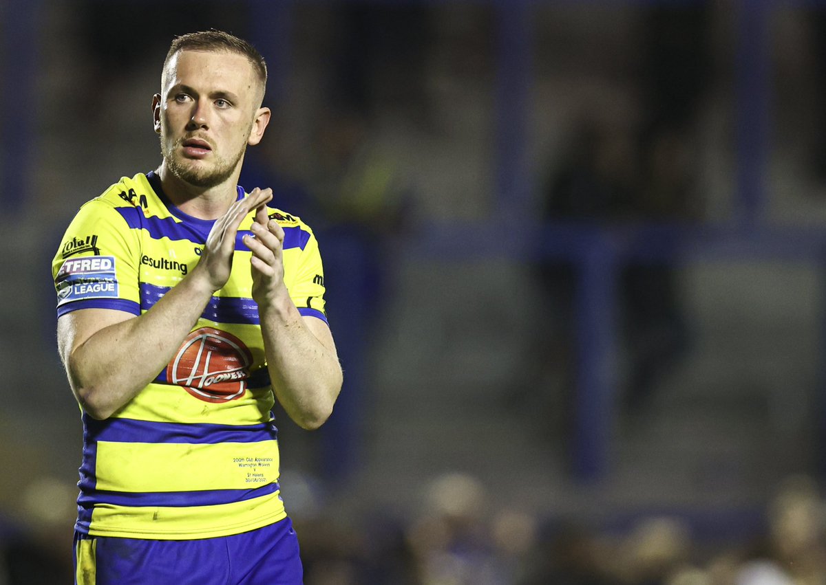 BenoCurrie's tweet photo. Pleasure to play for this club for the 200th time! 🐺 @WarringtonRLFC 

Shame about the result but a tough game of rugby with both teams giving their all! https://t.co/8iHnhYazka