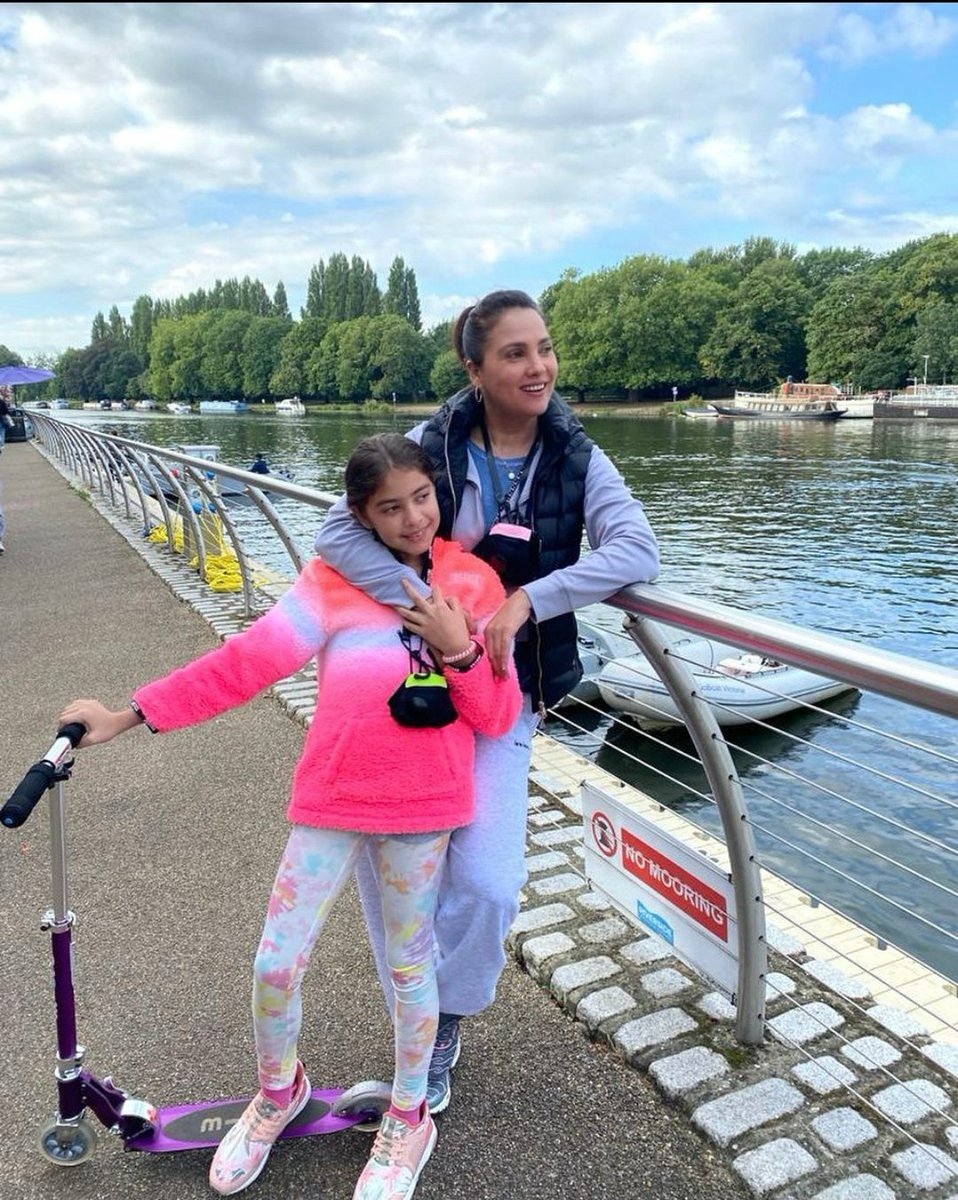 #laraduttabhupathi with daughter #sairabhupathi
.
.
.
#bollywood #bollywoodnews #trending #laradutta #laraduttafans #maheshbhupathi  #fullonentertainment #b4uplus