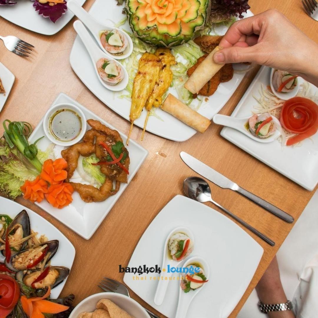 Enjoy an authentic Thai this lunchtime at Bangkok Lounge Harpenden! And don't forget to make the most of our lunch deals...

✨ 1 course £8.95
✨ 2 courses £10.95
✨ 3 courses £13.95

Book a table by calling us on 01582 461282 or 01582 469383 📞