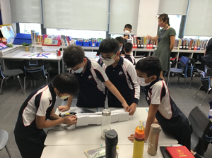 StamfordHK's tweet photo. Grade 3 students’ tackled a number of STEMinn challenges during their first week of school. Their favorite activity was designing and building the tallest tower possible using a variety of materials, including 3D pens.
#StamfordHK #CognitaWay #STEM #STEMinn #tech #innovation https://t.co/QLollSWFmN