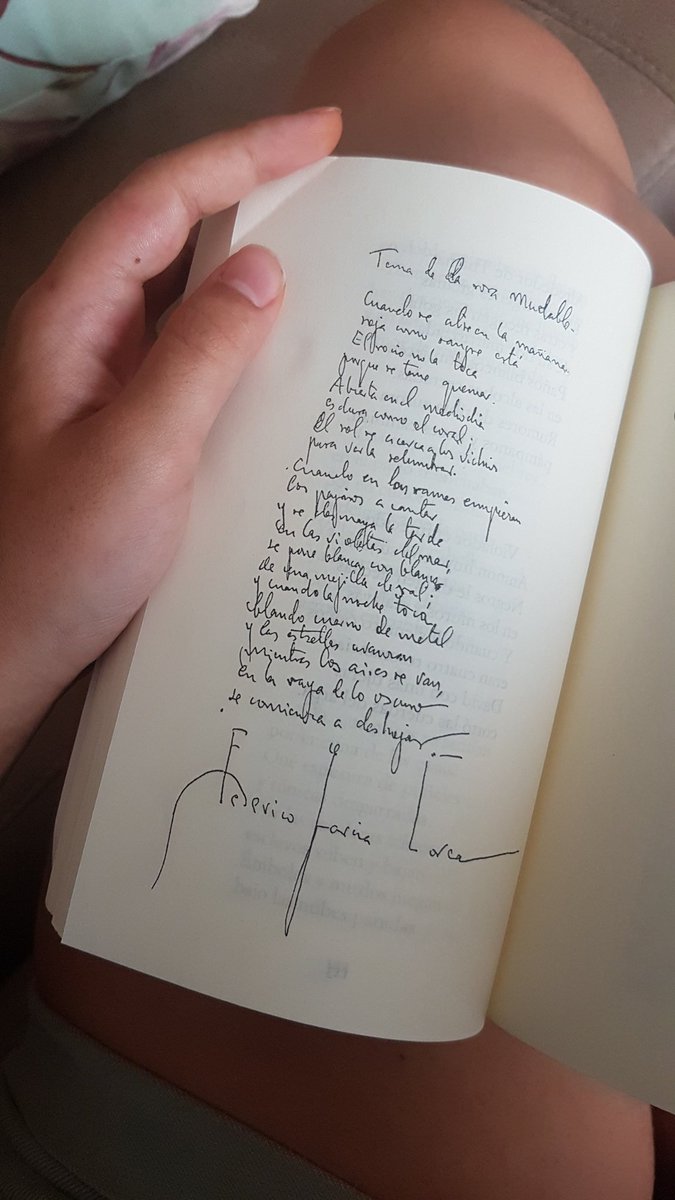Al27Reyess's tweet photo. feliz porque es la primera vez que veo la letra de Federico García Lorca? Si. https://t.co/n96tyHPb8A