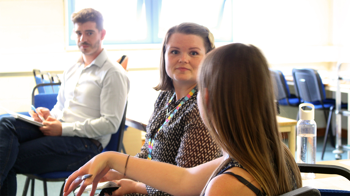 ACHintegrates's tweet image. Access to trusted advice on finance, loans + grants is vital for new and expanding businesses. 

But entrepreneurs from a migrant background often face barriers to support that need to be broken down. 

Thanks to @swigfinance for coming to our entrepreneurship workshop last week!