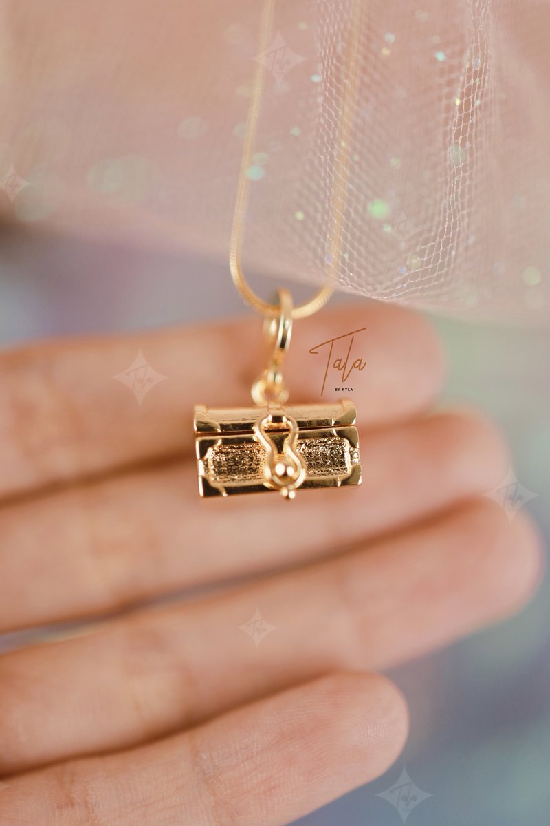 talabykyla's tweet photo. Treasure Maker (diamond): ₱339
Treasure Box (can open up to 45°): ₱389
My Treasure (in gold/silver): ₱369
I Love You (heart): ₱299

Available tomorrow, 8 pm on Shopee and Lazada ✨

https://t.co/fLyUjpRf13

https://t.co/M4iC0AE3zi https://t.co/33r6MKmKCz