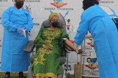 Uganda Blood Transfusion Service (UBTS) (@ubtsug1) on Twitter photo HRH Nabagereka of Buganda Sylvia Nagginda donating blood to save lives. <a href="/UgandaRedCross/">Uganda Red Cross Society</a> <a href="/dbd_Initiative/">DIGITAL BLOOOD DONOR INITIATIVE - @dbd_initiative</a> <a href="/Blood4Uganda/">Donate:Blood4Uganda</a> <a href="/NadaAndersen/">Nada Andersen</a> <a href="/kampalablooddc/">kampala blood donors club</a> @BugandaOfficial <a href="/kabakafound/">Kabaka Foundation</a> HRH Nabagereka of Buganda Sylvia Nagginda donating blood to save lives. <a href="/UgandaRedCross/">Uganda Red Cross Society</a> <a href="/dbd_Initiative/">DIGITAL BLOOOD DONOR INITIATIVE - @dbd_initiative</a> <a href="/Blood4Uganda/">Donate:Blood4Uganda</a> <a href="/NadaAndersen/">Nada Andersen</a> <a href="/kampalablooddc/">kampala blood donors club</a> @BugandaOfficial <a href="/kabakafound/">Kabaka Foundation</a>