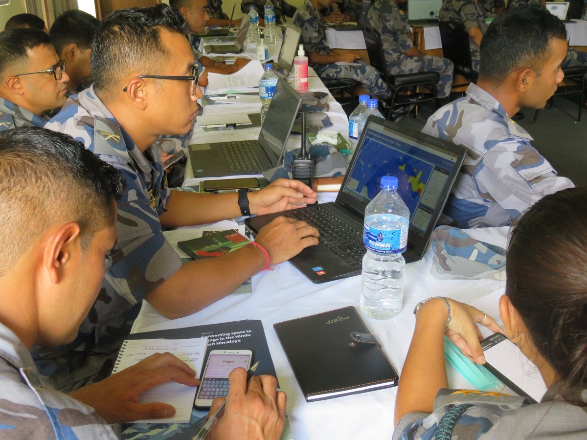 icimod's tweet image. At the @APFNepalHQ Disaster Management Training School in Chitwan, Nepal, we&apos;ve training 50 local stakeholders on the use of #EarthObservation &amp;amp; #GeospatialApplications for #DisasterPreparedness. 
👉 j.mp/3yxkSTF
#SERVIRHKH #Space2Village @SERVIRGlobal #ProtectThePulse
