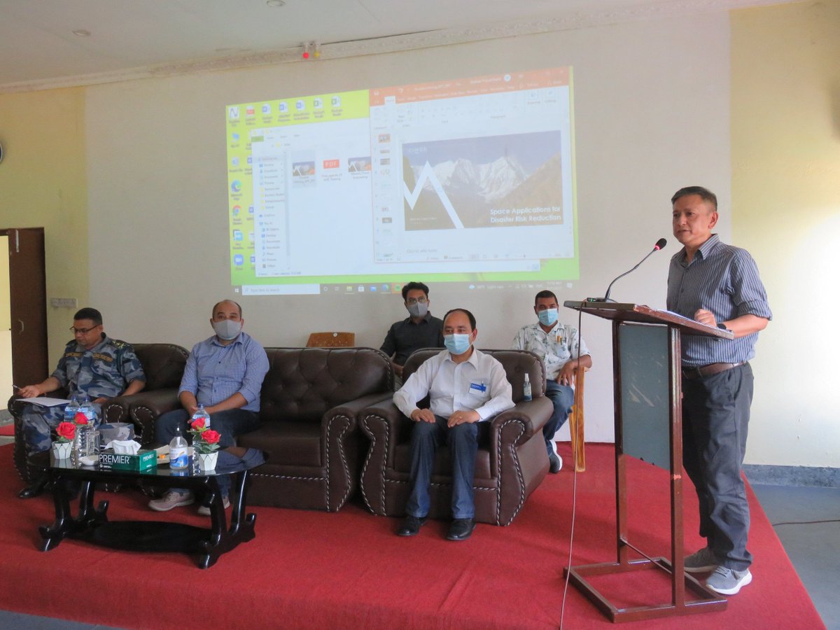 icimod's tweet image. At the @APFNepalHQ Disaster Management Training School in Chitwan, Nepal, we&apos;ve training 50 local stakeholders on the use of #EarthObservation &amp;amp; #GeospatialApplications for #DisasterPreparedness. 
👉 j.mp/3yxkSTF
#SERVIRHKH #Space2Village @SERVIRGlobal #ProtectThePulse