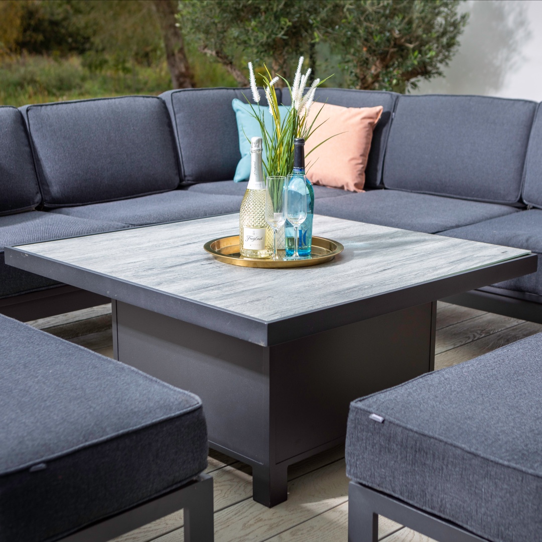 When buying garden furniture, there is always the dilemma of choosing between a high or low table. At Hartman we have put an end to this problem with our adjustable tables that offer both a coffee & dining table option making it perfect for entertaining your guest all day.