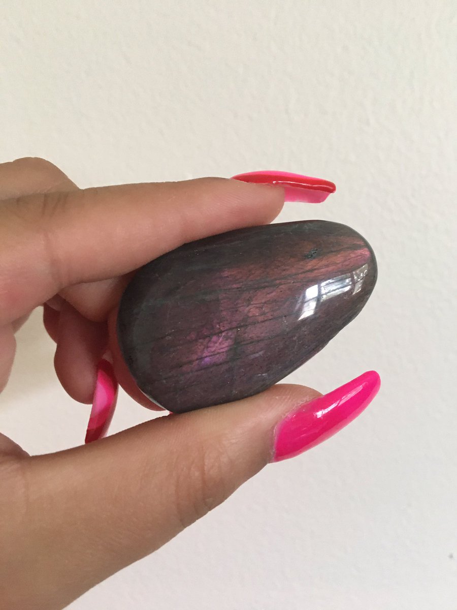 sisn_creations's tweet photo. Shop pieces vs. what they remind me of: A Thread ❤️🧚🏽‍♀️✨ 

labradorite as the stone from dragon tales 😭💜 https://t.co/H1QQ7CpWxO