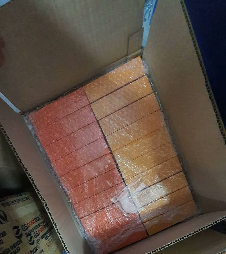 bunnie_ph's tweet photo. ✨BTS BUTTER ALBUM✨

599 Each + LSF 

DOO &amp; DOP: 9.9

❗️SEALED without POB❗️
Peaches Version
Cream Version

📦Normal ETA (5-6wks after box ship out to PH)
📩 DM for inquiries https://t.co/gGS9JttIjW