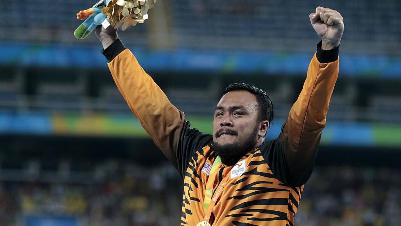 avineshW90's tweet photo. Whatever the outcome, you will remain our champion, Ziyad! 

What they did was unsportsmanlike. Why do it after the six attempts when they should have done it earlier? 

I feel for him, but he always says this, "Don’t get yourself stressed, enjoy life." He will bounce back. https://t.co/RjLzZ86F24