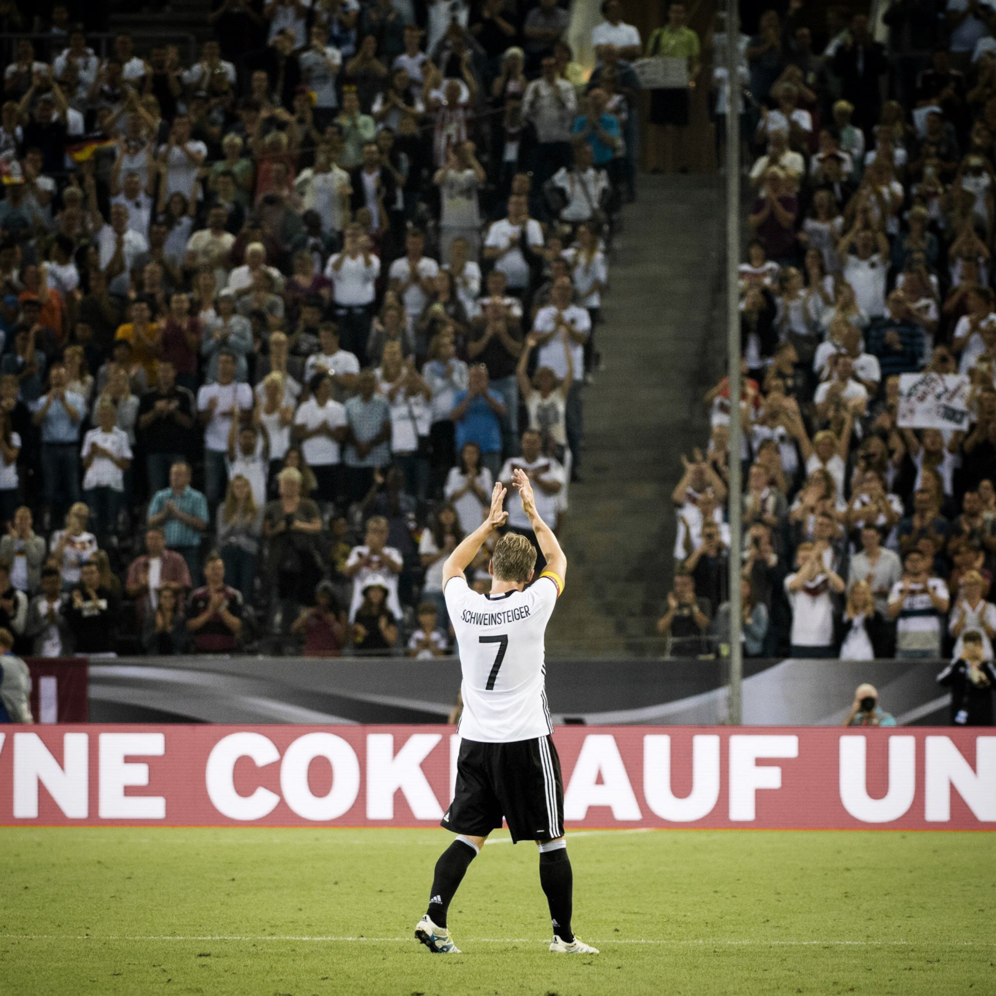 Dp200a2123xst. Кай хавертц арсенал. Adidas dfb костюм. Sb23ls 0528134004. Сабвуфер sven ha-636w.