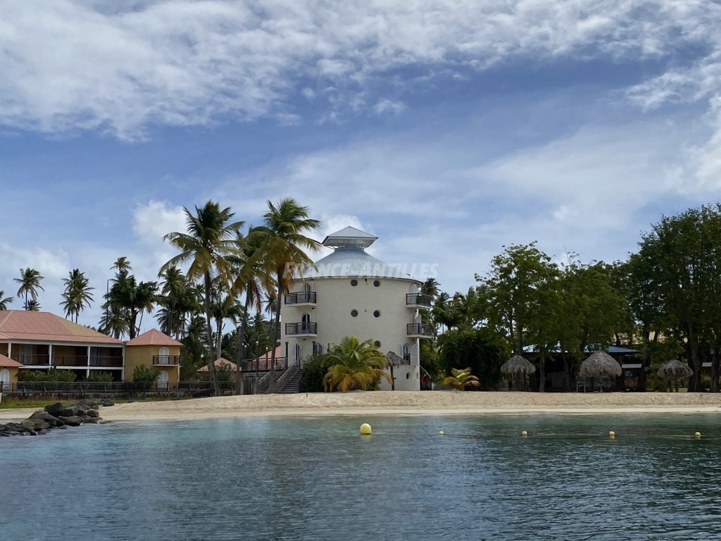 France-Antilles Mqe tweet media