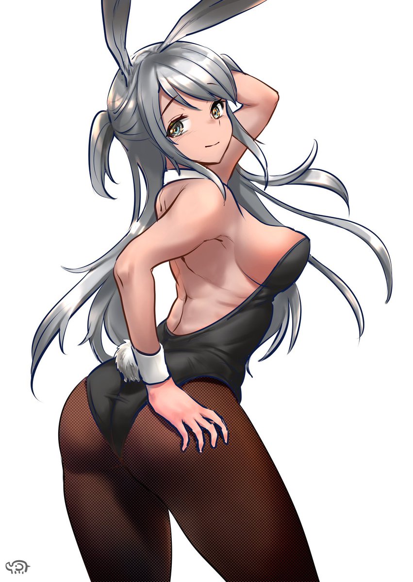 絵は1枚しか描けなかったけど、漫画原稿頑張ってる〜! 🐘
#今月描いた絵を晒そう 