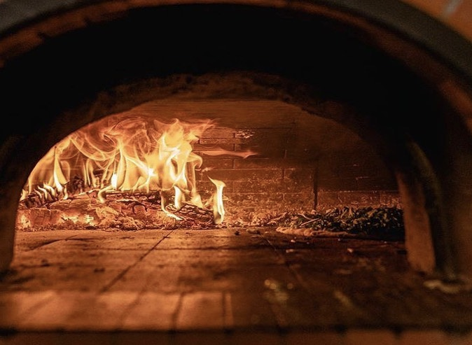 breadstoneovens's tweet image. Love that flame!

breadstoneovens.com

#woodfiredbrickoven #backyardoven #woodfiredpizzaoven