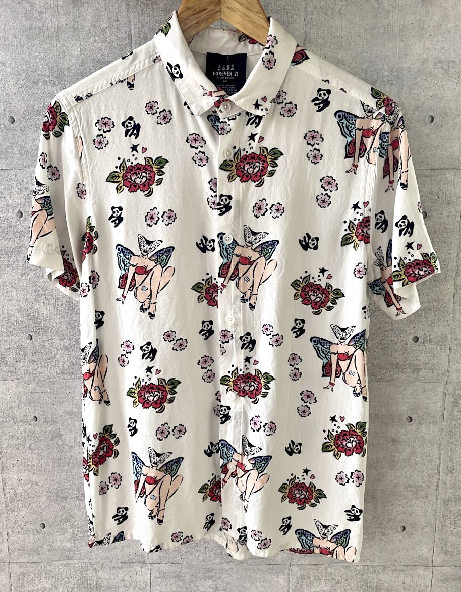 Funky A Gogo Forever 21 Lady Aiko Lady Butterfly コラボシャツ ホワイト メンズ サイズ S表記 1 980 ルイ ヴィトン日本人コラボレーターとして起用されているaikoとforever 21コラボシャツです 個性派のアナタへ 詳しくはfunky A Gogoまで