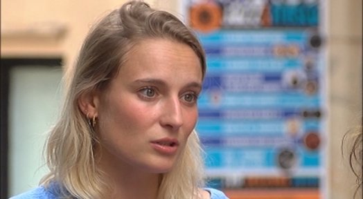 CanalTerrassa's tweet photo. 📺🎙 ENTREVISTA | L’actriu de #Matadepera Emma Arquillué ens comparteix l'experiència d'haver participat a la sèrie de TV3 d’aquest estiu, #bugabugatv3

▶️ Hi parlem a IGTV i https://t.co/YRswMpK8IV #Terrassa https://t.co/ahJjRlxFho