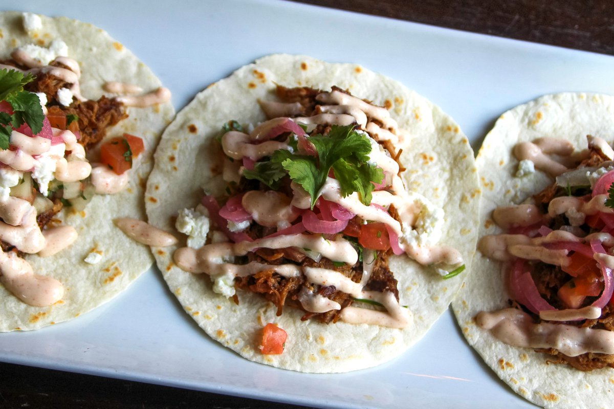 bardandbanker's tweet photo. Taco-bout a good deal $4 Tacos evert Tuesday!! 🌮💃
$4 TACOS
$10 BULLDOGS
$7 MICHELADA
$55 MARGARITA TOWERS
LATIN MUSIC 8:30PM
#tacotuesday #food #drink #music #bardandbanker https://t.co/tkDUCaYdzD