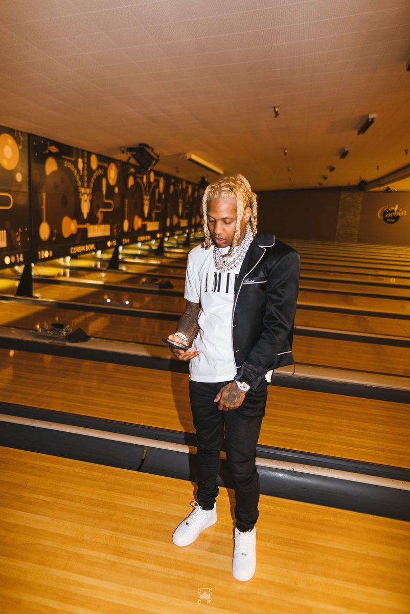 lildurk's tweet photo. The voice - https://t.co/4tk11Xe0wn