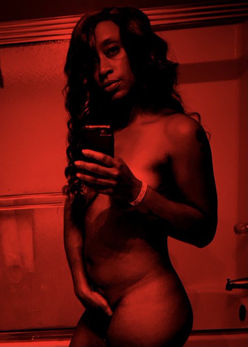 Find me 😘 Red 🐉 @ POF and https://t.co/2yXcit42Hv 🚨🚨 https://t.co/InSBVbQ4kD