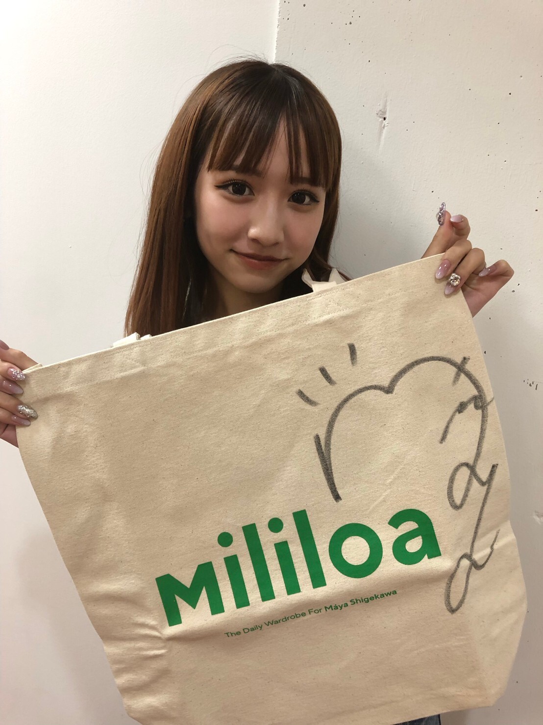 重川茉弥 しゅんまや 直筆サイン モデルプレス on X: 