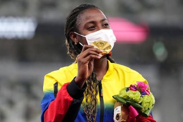 Noticias y Generalidades - Página 20 E-IFZ6iXIAILKhL?format=jpg&name=360x360