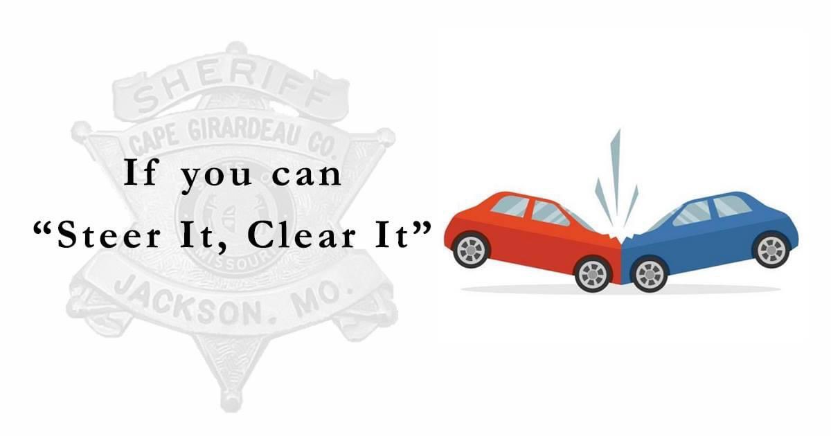 CapeSheriff's tweet photo. Did you know If you are in a motor vehicle traffic crash and there are no apparent serious personal injuries or death, and the vehicle is safe to drive, you must make every reasonable effort to move your vehicle to the shoulder as not to obstruct the regular flow of traffic? https://t.co/8jpo4zIorv