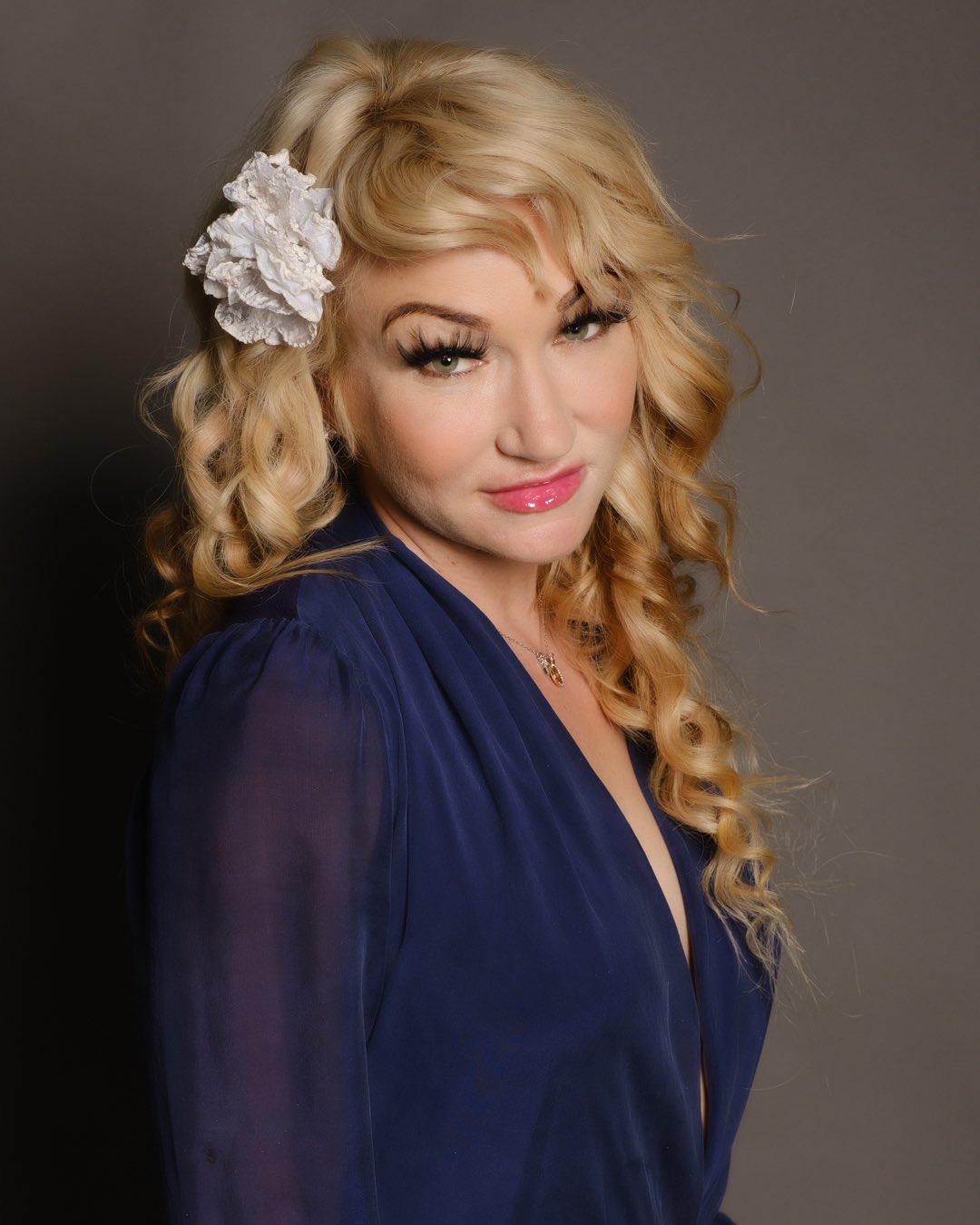 TW Pornstars 1 pic. Caché Nelson. Twitter. Please take my clothes off