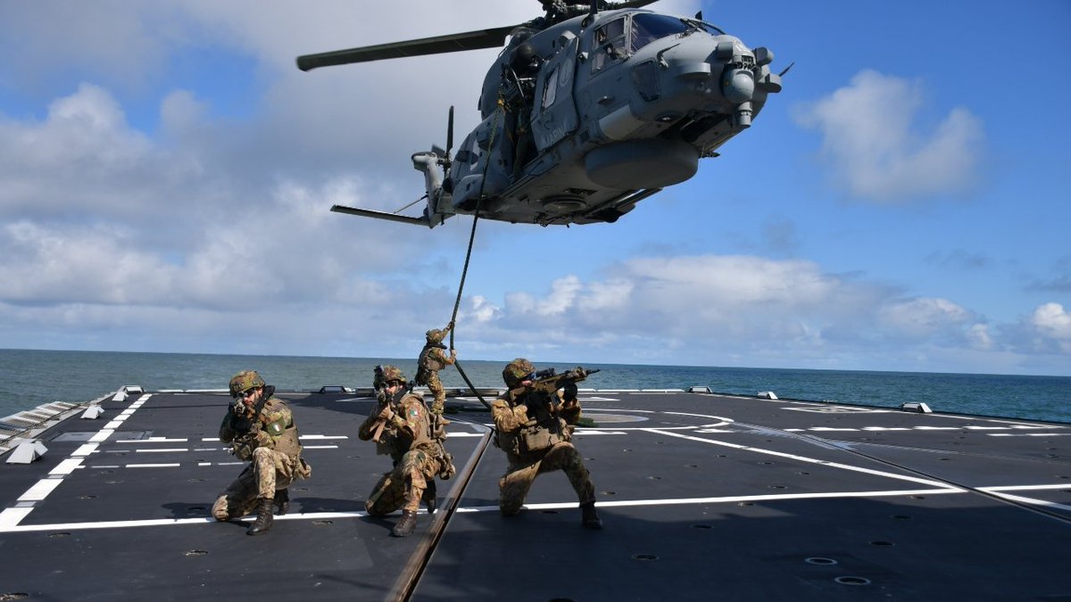 STRIKFORNATO's tweet image. #DYK #STRIKFORNATO maintains a broad training &amp;amp; exercise programme, shaped by both the @NATO Exercise Programme &amp;amp; the U.S. Joint Exercise Programme, to ensure a high state of readiness?
More about us➡️bit.ly/2XzCOjH 

📸 @ItalianNavy during #AtSeaDemo #FormidableShield