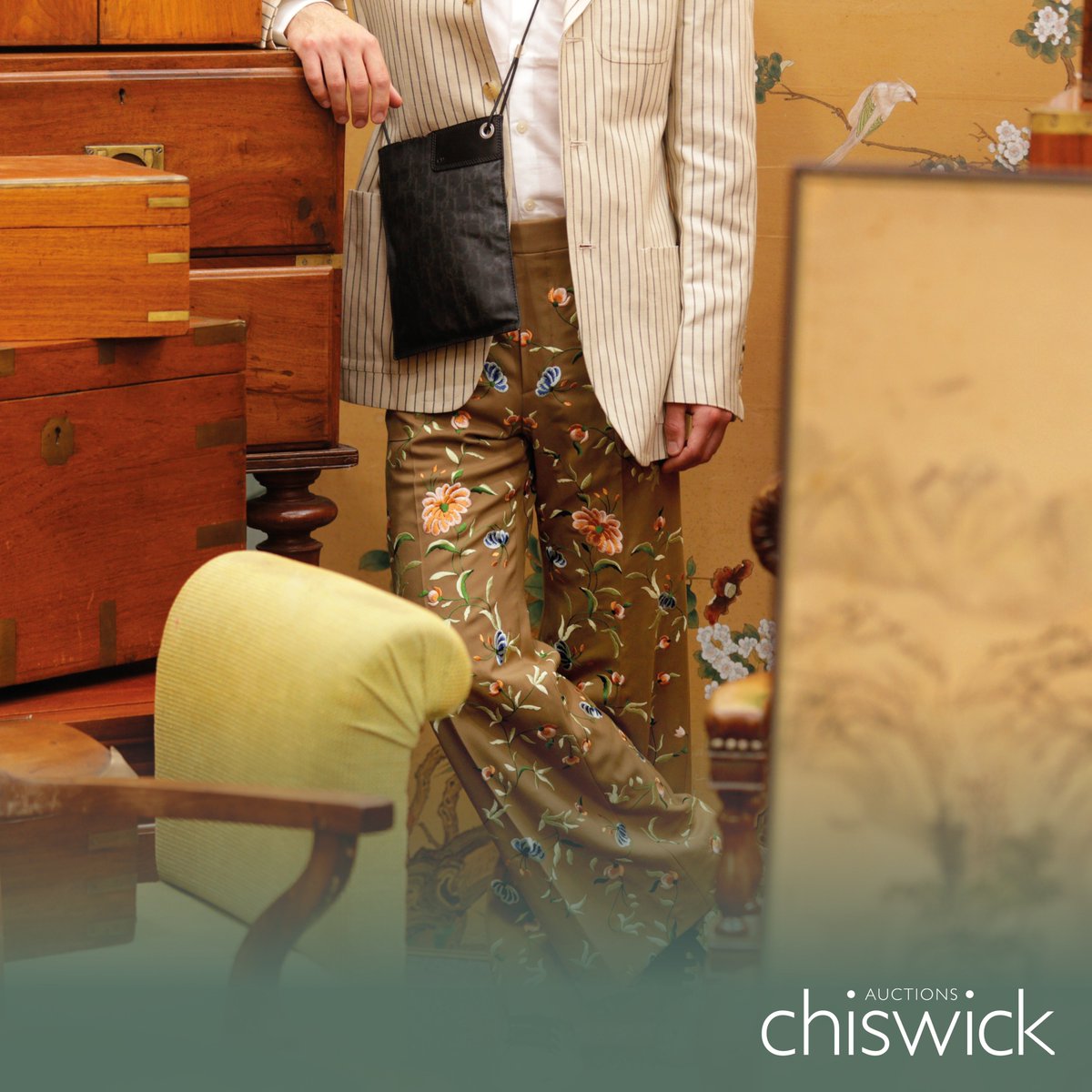 From classic tailoring to maximalist streetwear, don’t miss our upcoming #DesignerFashion: Men’s Edit sale on 7th September featuring #Gucci, #Burberry, #AlexanderMcQueen and more.

For the online catalogue and more information - bit.ly/3kJHbRf

#ChiswickAuctions