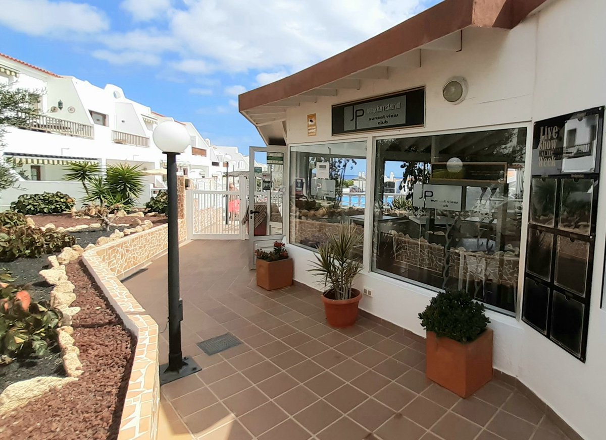 NoemiG_RC's tweet photo. All ready for the reopening of #JPSunsetViewClub restaurant at #SunsetViewClub, tomorrow 1st september. We are looking forward to welcoming you! #DiamondResorts #StayVacationed #Reopening @Rtccsvc_luisa @DavidSVC8 @Lidia_SVC @juanmaintenance https://t.co/k121tTbMa5