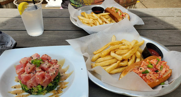 cj_finz's tweet photo. Come soak up the sun this National Eat Outside Day! ☀
...
#CJFinz #Seafood #SeafoodRestaurants #Manassas #VirginiaEats #ManassasVA #VirginiaFoodie #VAEats #VAFood #VAFoodie #VARestaurants
📷: Arthur Uyesugi https://t.co/1LpUws0S2L