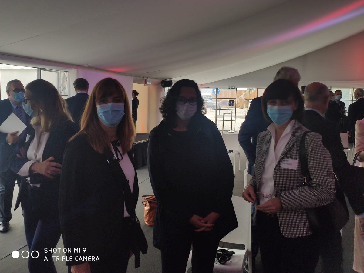 Inauguration ce matin chez <a href="/TakedaPharma/">Takeda</a> d'1 nouvelle unité de production #biotech 🧫🧪 de pointe sur son site de #Lessines en présence de <a href="/eliodirupo/">Elio Di Rupo</a> <a href="/ThomasDermine/">Thomas Dermine</a> <a href="/PDELCOMMINETTE/">PascaleDELCOMMINETTE</a> &amp; <a href="/KempeneersM/">Michel KEMPENEERS</a>.
1 partenariat 🇯🇵 qui illustre l'importance stratégique du #pharma🌏 en #Wallonie