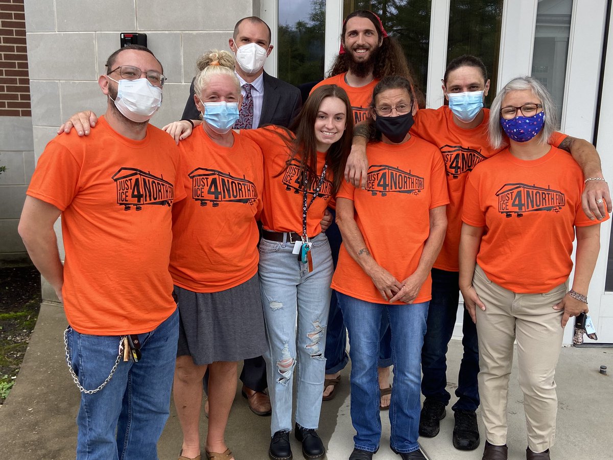 #justice4northfork leaving the circuit court hearing with Atty @notbencarter of <a href="/KYEqualJustice/">Kentucky Equal Justice Center</a>. We will have a press conference at noon at the Carl Perkins Center! #j4nf