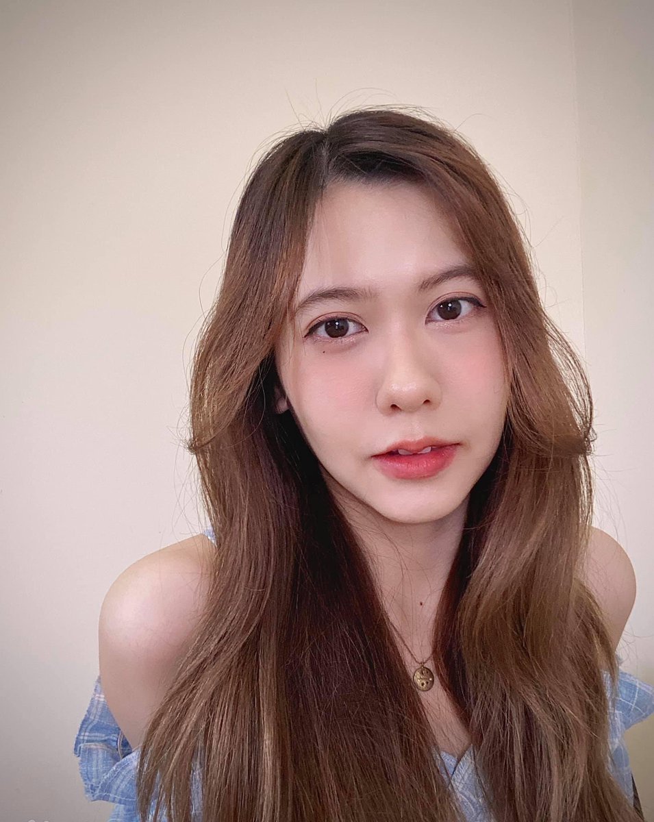 KungPanu's tweet photo. GN Noey 🌙
มุเค้งค้าบ ขอให้นอนหลับฝันดีนะนี่ก็คืนสุดท้ายของเดือนแล้ว นอนไวๆแล้วตื่นมารับเดือนใหม่แต่เช้าด้วยกันนะคนเก่ง 😊 #NoeyBNK48 https://t.co/bPwK9cUFVq