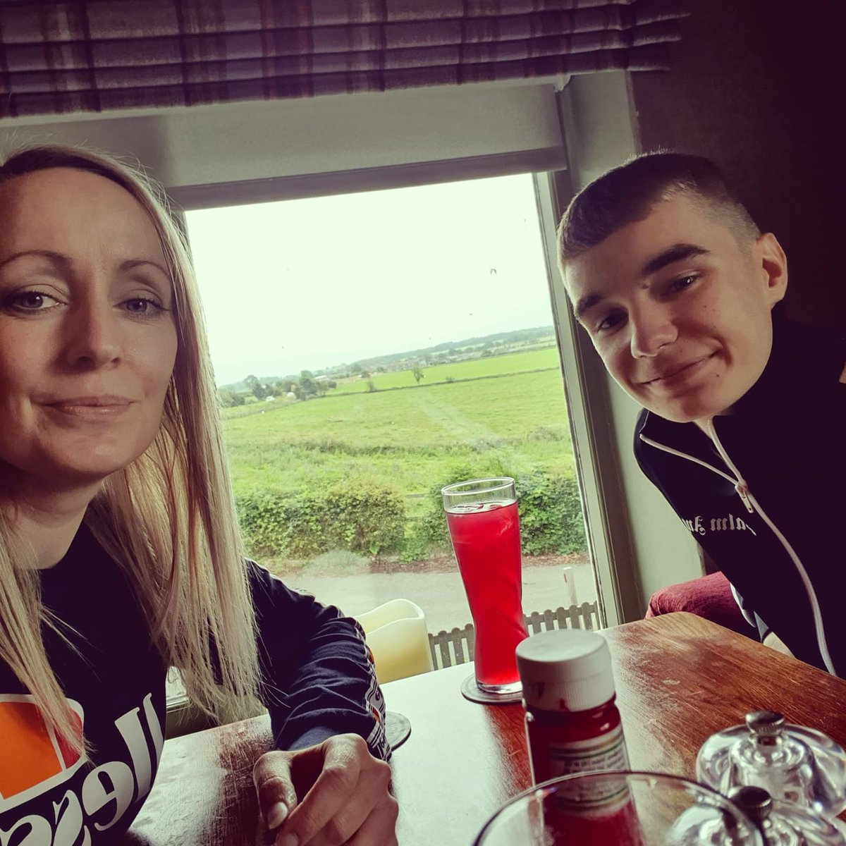 KatBartley6's tweet photo. Delicious lunch today 👍 at The Nelson Inn Harrogate. Back to training for this one. Proudest mum in the world ❤ #army #afcharrogate #basictraining https://t.co/95KayvA800