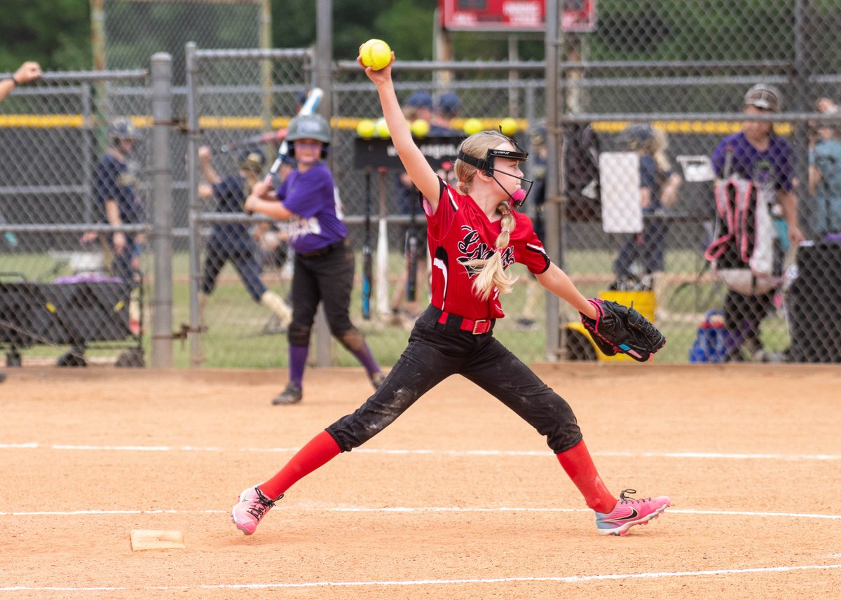 MrsMackeyKlein's tweet photo. This @FoxKISD CUB talked about being in the PIT in softball, and needing to work on her sliding and pitching. When students take ownership and reflect on what they are learning and action steps to succeed, they are showing what it means to be a #visiblelearner. @kitacombs https://t.co/jHHj2FNEOC