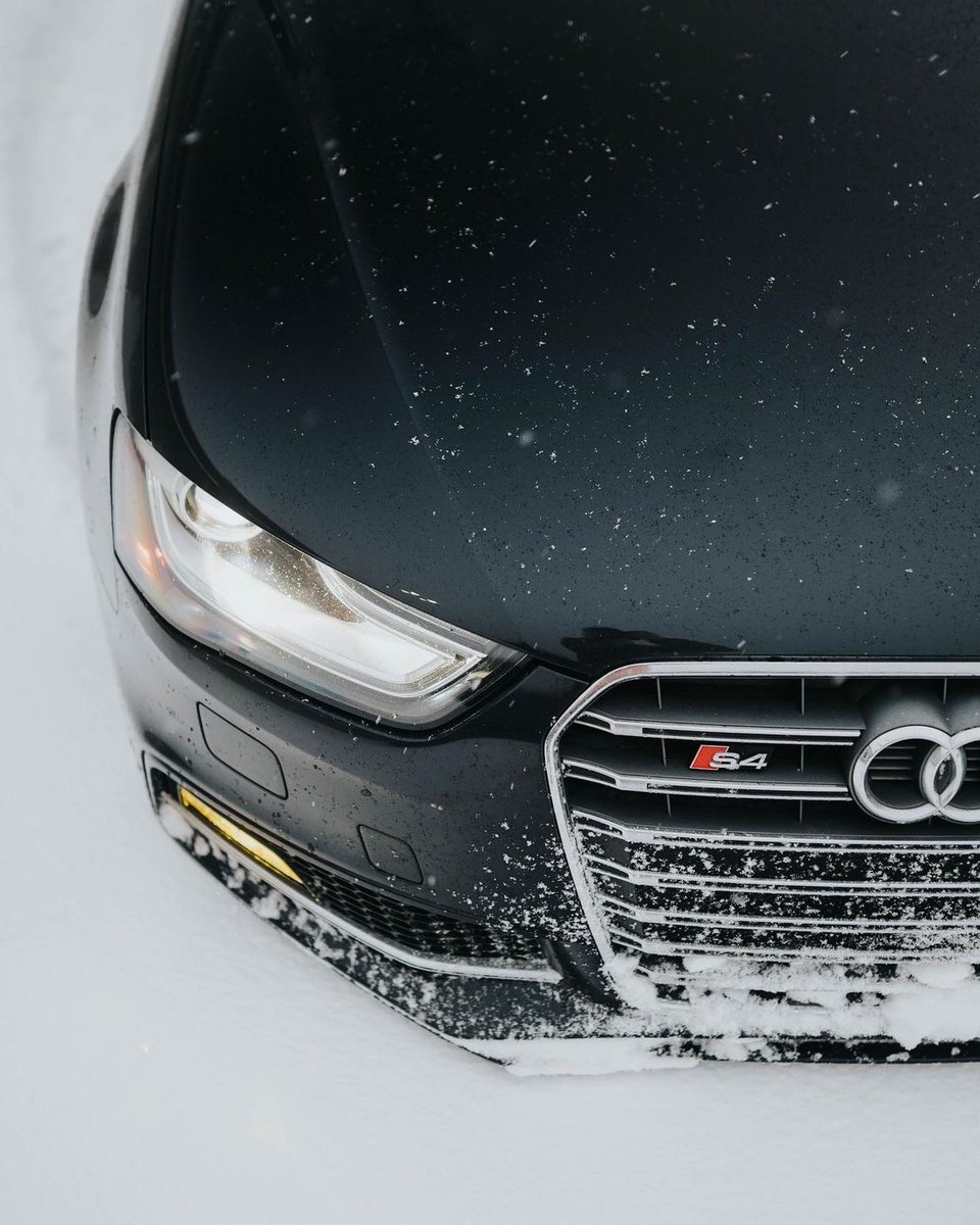 ❄️❄️❄️❄️
@kieranbuttrick 
#Audi #S4 #AudiClubNA