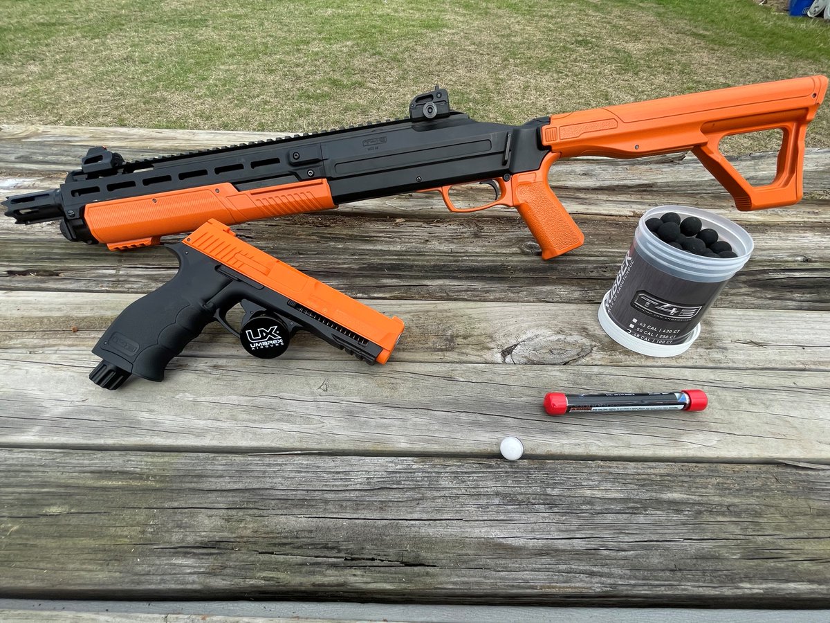 GunsAndAmmoMag's tweet image. For those looking for a less-than-lethal option to protect yourself or your loved ones, a CO2 powered pepper-ball pistol could be for you. See them in action at bddy.me/2WAfJxg. @UmarexAir

#Umarex #Airsoft #Airguns #ShootingTraining #Rifle #GunTraining #Safety