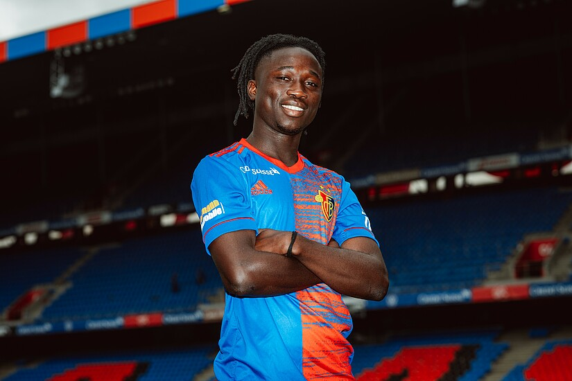 nunovalinhas's tweet photo. #Joelson emprestado ao #FCBasel por 2 anos, com opção de compra. Ou seja, emprestado até... fim de contrato com o #SportingCP (apesar de ter mais 2 anos de opção).
Na prática, salvo alguma coisa estranha, o regresso a Alvalade já não acontece. #EmprestadosSCP https://t.co/y817LgMYlq