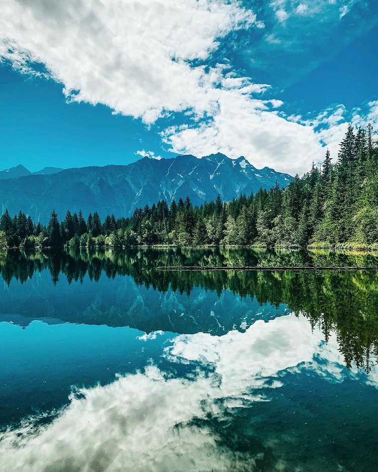 PureExtracts_CA's tweet photo. We can't get enough of this stunning view! ⛰️ Our extraction facilities are located in the beautiful town of Pemberton, British Columbia–now this is a place we are proud to call home 🍁 #pureextractscorp

📸 @ paulirwinloki on IG

#photography #pureextracts #pembertonbc #canada https://t.co/EvMjqPZFjK