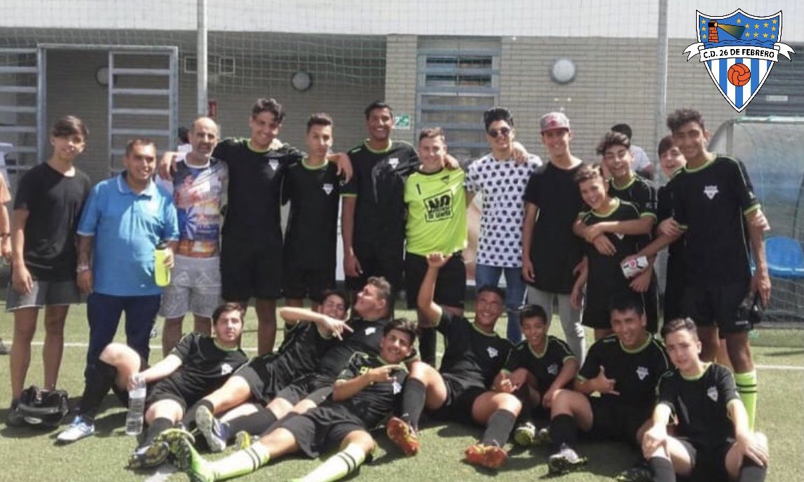 Desde el <a href="/CD26_de_Febrero/">CD 26 De Febrero</a> lamentamos el fallecimiento de nuestro exjugador Jose Luis Carmona Solis, “Cholo” siempre te recordaremos y estarás presente en nuestro Club. D.E.P. ⚪️🔵⚽️

Mucha fuerza a la familia y amigos.
<a href="/CD26_de_Febrero/">CD 26 De Febrero</a>