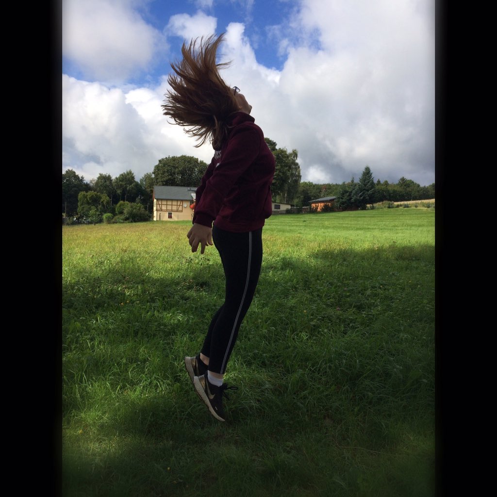 Lutz_PSN's tweet photo. Heey💚💚💚💚💚💚@unge ich wünsche dir alles gute zum Geburtstag 🎊🎉🎈🎂🎁💚💚viel Spaß Gl��ck 🍀 und Erfolg fürs Leben und Zufriedenheit💚🎁🎊🎊🎊🎁🎁Lg deine @Lutz_PSN 💚💚🍀🍀🍀🍀💚💚💚🍀🍀🍀🍀🍀🍀🍀💚🎉🎉 https://t.co/ZeKWEbTNd3