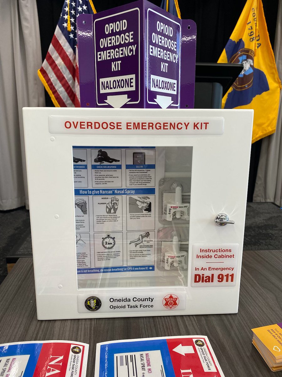 AJPicenteJr's tweet photo. In honor of #InternationalOverdoseAwarenessDay, the #OneidaCounty #OpioidTaskForce launched a new website (https://t.co/8AVqgsb9Cg) & announced street engagement teams & emergency #Narcan cabinets aimed at preventing overdose deaths. For more info: https://t.co/DZgTXl6yIo. https://t.co/jLoud6XN0q