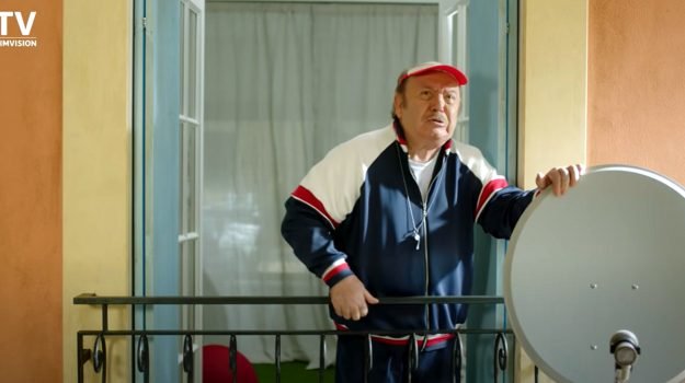 GDS_it's tweet image. Il #Moige bacchetta "#porcaputtena" nello #spot di #LinoBanfi gds.it/articoli/socie…