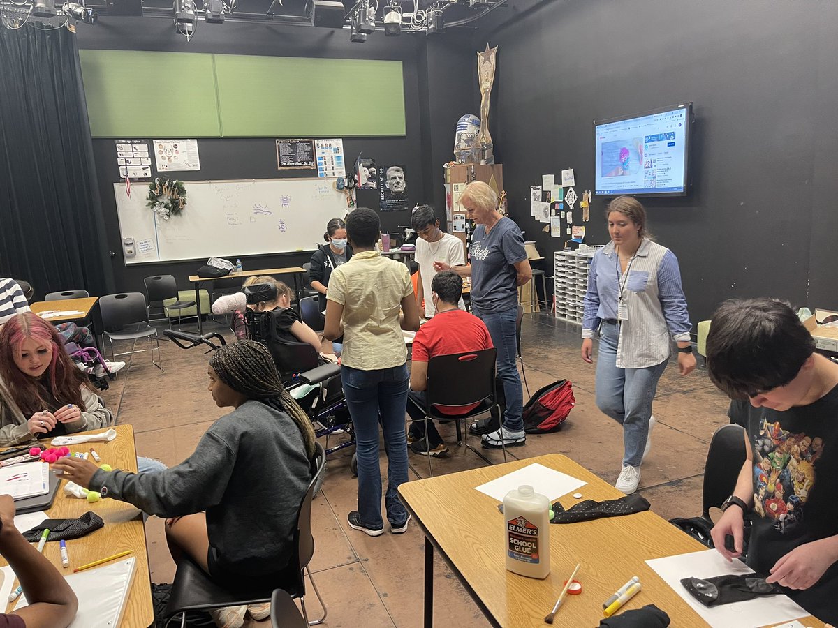DaMia Breathett (@dbreathett) on Twitter photo We're about to have a puppet show in Partners Theatre! #TakePrideInThePride
<a href="/ReedyTheatre/">Reedy Theatre</a> <a href="/ReedyLions/">Reedy High School</a> We're about to have a puppet show in Partners Theatre! #TakePrideInThePride
<a href="/ReedyTheatre/">Reedy Theatre</a> <a href="/ReedyLions/">Reedy High School</a>