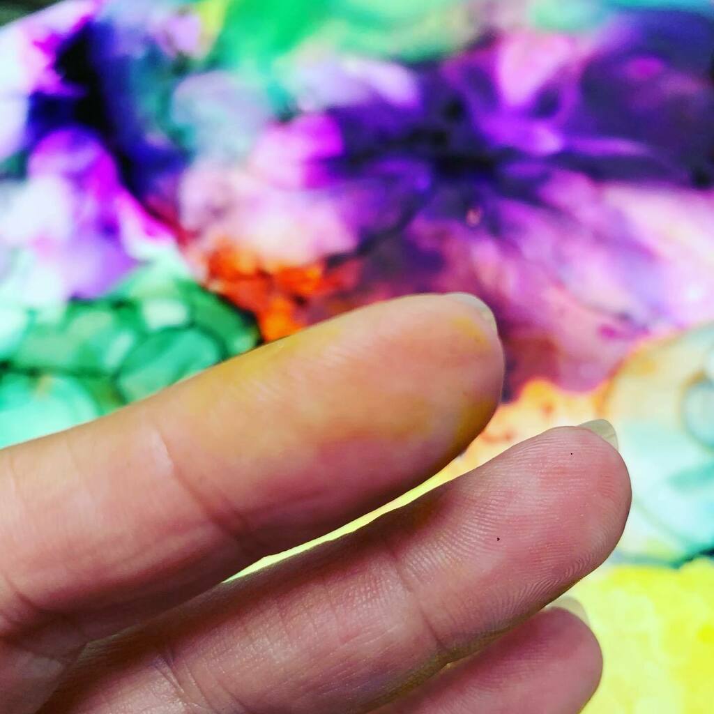 Final day of #augustforartists #goals there are many; one is to remember gloves when I’m working! Also to explore all opportunities &amp; continue doing what I’m passionate about. Thanks to <a href="/thatblonde/">Mrs. Hales</a>.art @artdiscountofficial for a great challenge 👏🏻#surrey… instagr.am/p/CTPnmexMHBv/