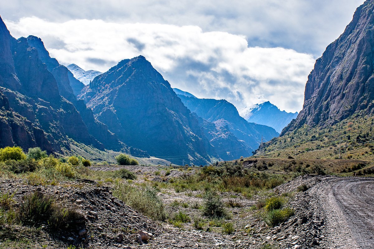 On the Silk Road in Kyrgyzstan. #Karakeche #Naryn #SilkRoad #Kyrgyzstan #CentralAsia <a href="/ThePhotoHour/">#ThePhotoHour</a> <a href="/StormHour/">#StormHour</a> @LensAreLive #photography #travel #travelphotography #nikonphotography
