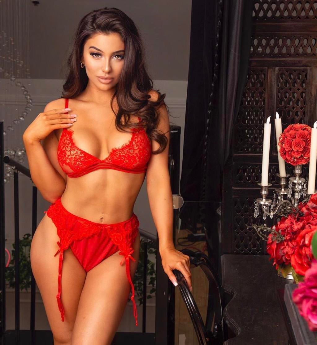 Temptation Tuesday with Lauren Blake Say hello to social media influencer a...
