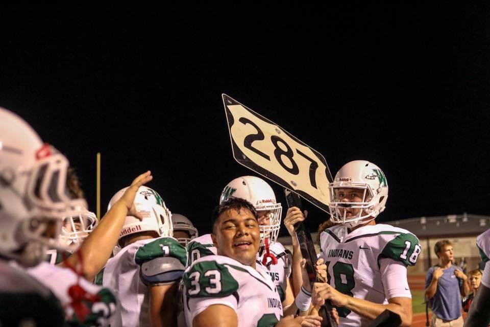 sherry_milliken's tweet photo. 3 years ago today. I miss these guys. #battleof287 @ladarius77 @ndnfootball @dmaynard35 DJ Hollywood Joseph Chavez https://t.co/KomIXHZoYW